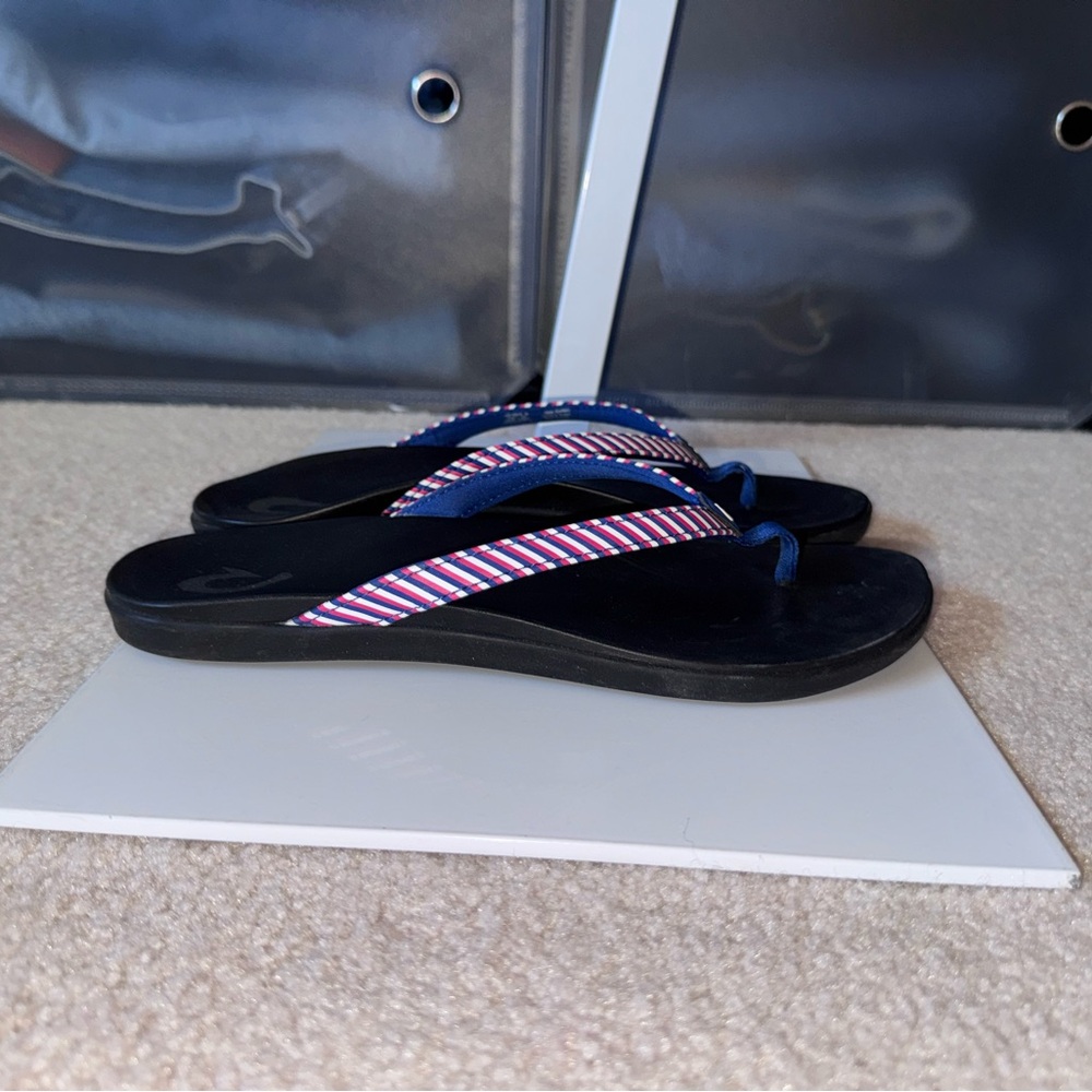 Oulkai Ho’Opio Flip Flops in Red/White/Blue Stripes Women’s 9 - Picture 3 of 11